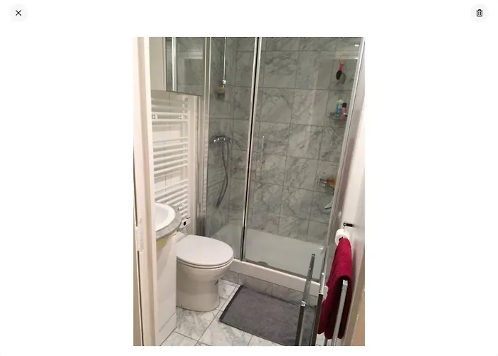 Hyper Centre Hotel cápsula Burdeos